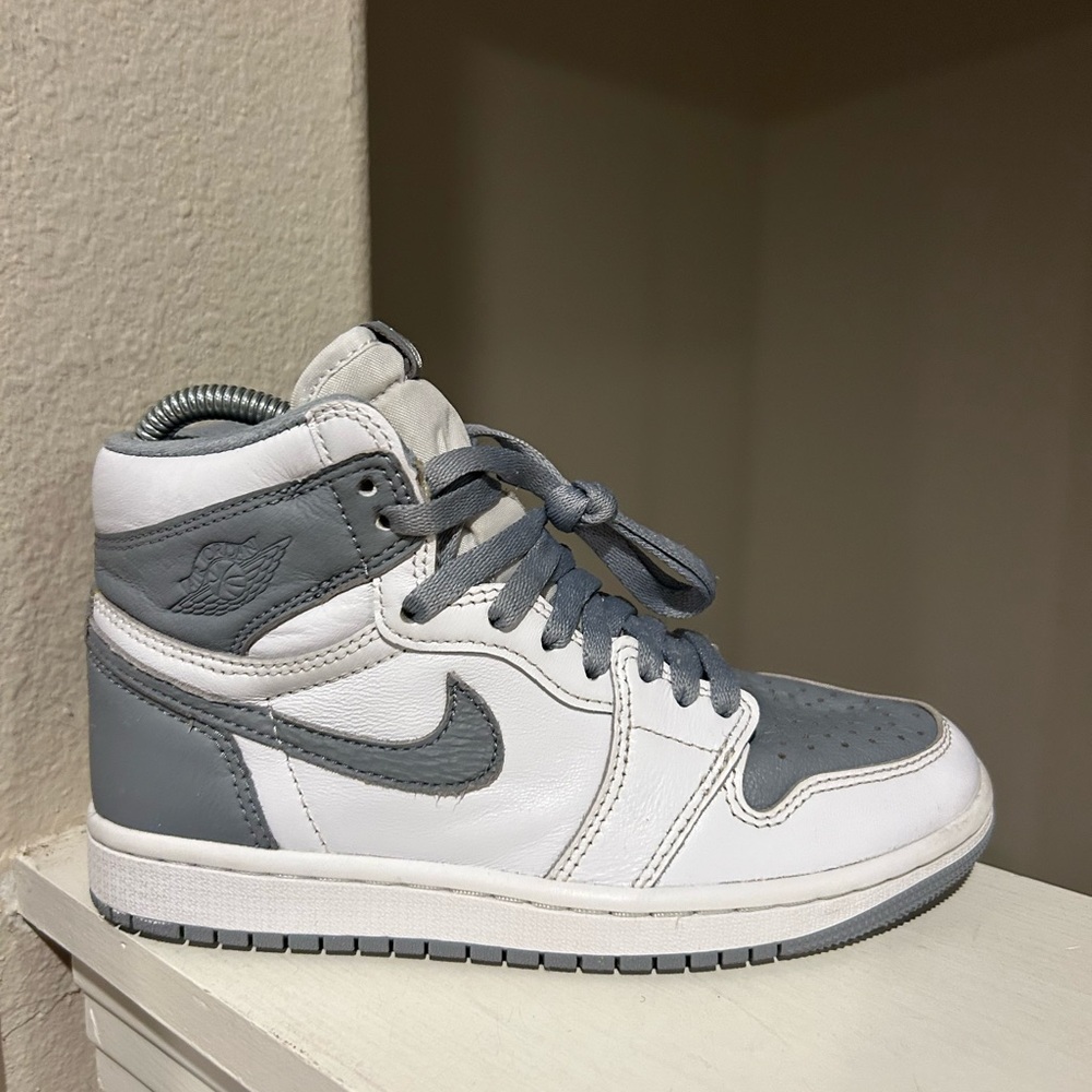 Nike Air Jordan 1 Retro High OG Stealth White Grey Size 4Y - Picture 2 of 11